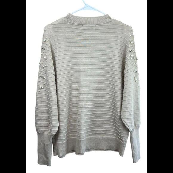 A Love Story Tan Women Round Neck Pearl Studded Sleeves Ribbed‎ Top Size Large - Picture 2 of 4
